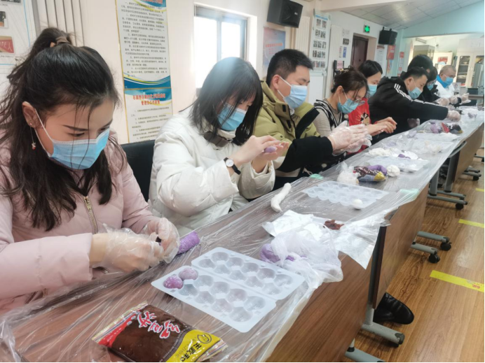 顺义团区委开展喜闹元宵猜灯谜活动